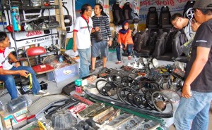 aksesoris mobil unik