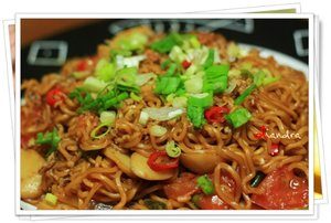PEMBUATAN MIE GORENG JAWAPEMBUATAN MIE GORENG JAWA