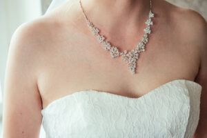 liontin berlian model terbaru